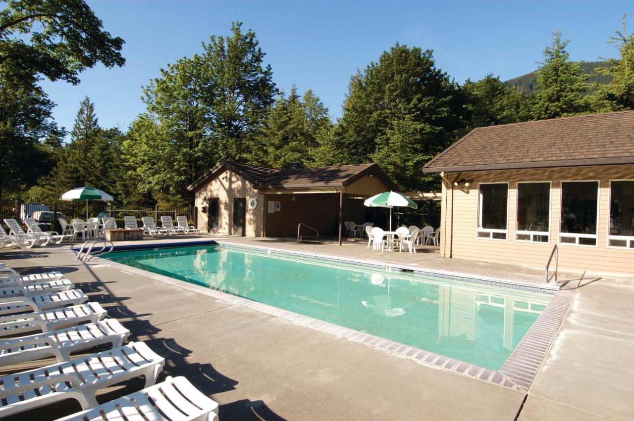 Whispering Woods Resort Welches Dış mekan fotoğraf