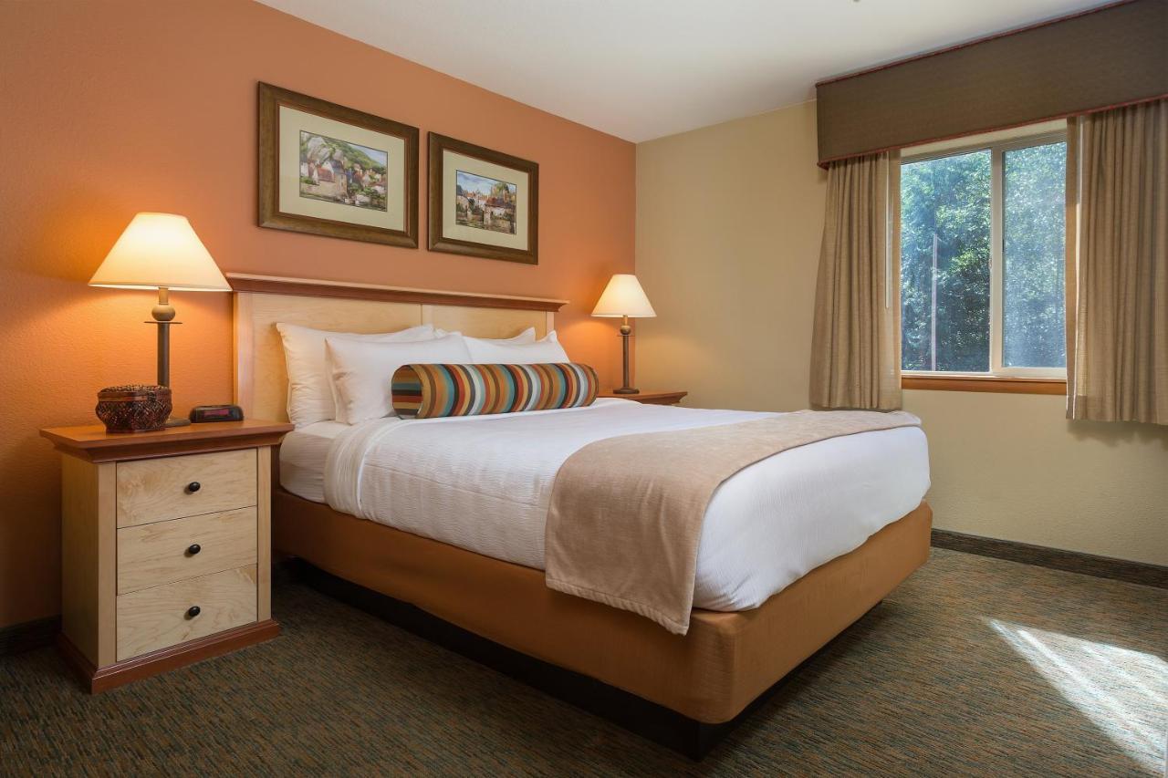 Whispering Woods Resort Welches Dış mekan fotoğraf