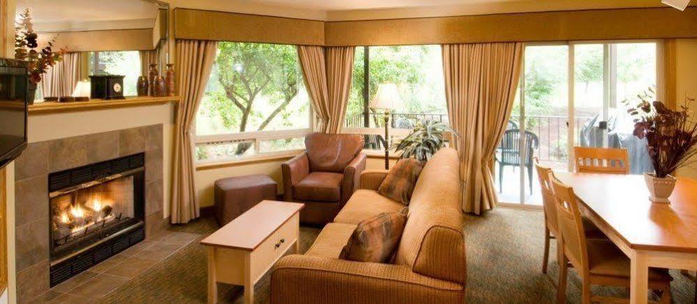 Whispering Woods Resort Welches Dış mekan fotoğraf